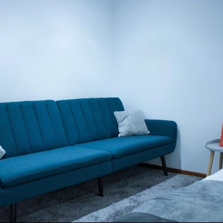 Petrila Vlad'S Downtown Apartment المظهر الخارجي الصورة